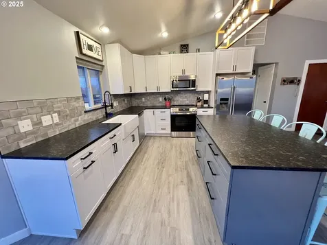 707 Highland Drive La Grande OR 97850