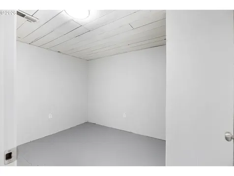 14026 SE Taylor Street Portland OR 97233