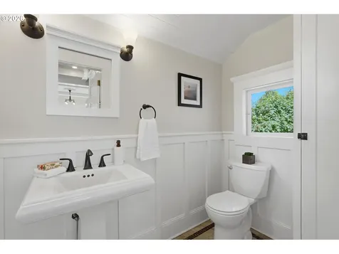 3406 NE 41st Avenue Portland OR 97212