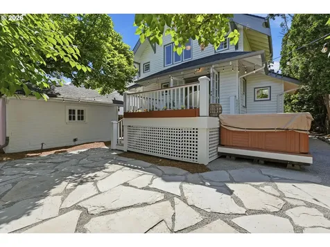 3406 NE 41st Avenue Portland OR 97212