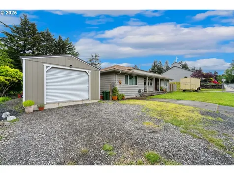 3475 Liberty Street North Bend OR 97459