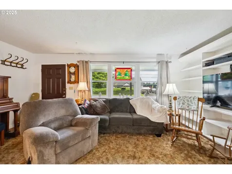 3475 Liberty Street North Bend OR 97459