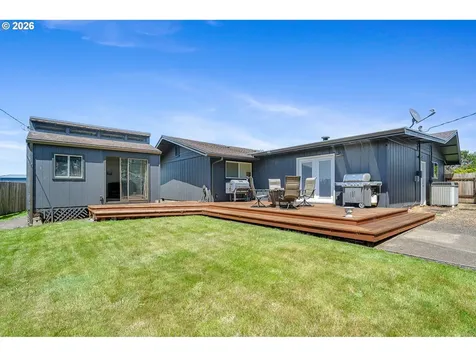 4005 Filbert Street Tillamook OR 97141