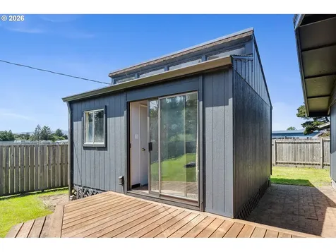 4005 Filbert Street Tillamook OR 97141