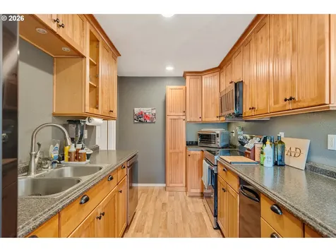 4005 Filbert Street Tillamook OR 97141