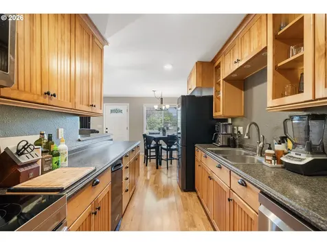 4005 Filbert Street Tillamook OR 97141
