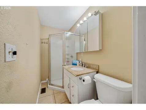 4005 Filbert Street Tillamook OR 97141