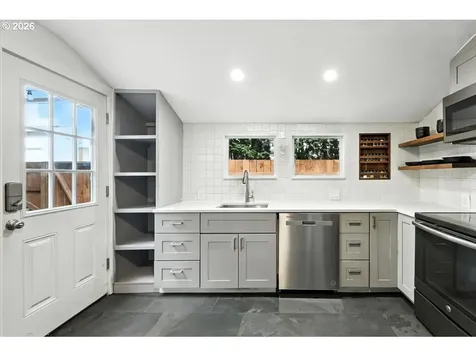 3144 NE 103rd Place Portland OR 97220