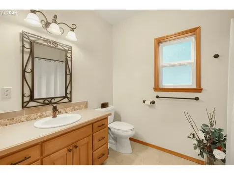 336 Big Hanaford Road Centralia WA 98531