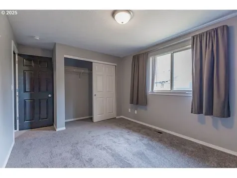 1264 Linden Court Sweet Home OR 97386