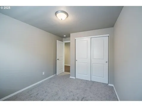 579 SE Vandenbosch Street Dallas OR 97338