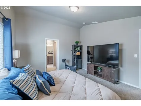 579 SE Vandenbosch Street Dallas OR 97338