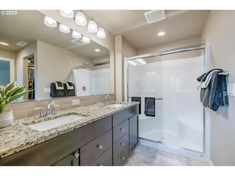 579 SE Vandenbosch Street Dallas OR 97338