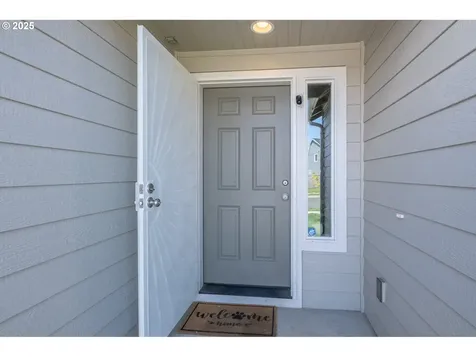 579 SE Vandenbosch Street Dallas OR 97338