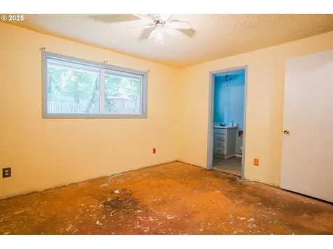 15021 NE 24th Street Vancouver WA 98684