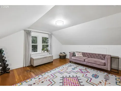 11020 N Moore Avenue Portland OR 97217