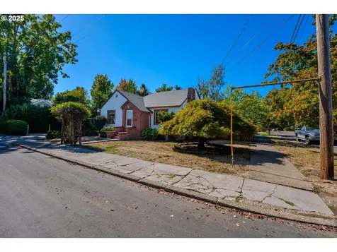935 NW Birch Street Mcminnville OR 97128