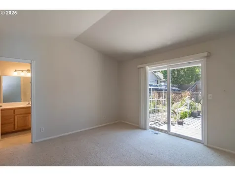 2409 SE Chinaberry Avenue Roseburg OR 97470