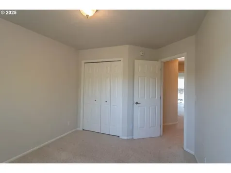 2409 SE Chinaberry Avenue Roseburg OR 97470