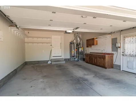 2409 SE Chinaberry Avenue Roseburg OR 97470