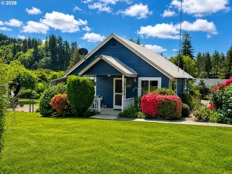 11792 Orchard Avenue Mapleton OR 97453