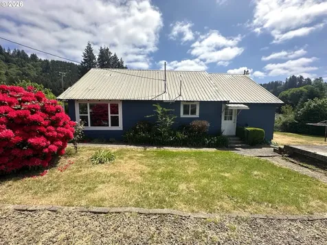 11792 Orchard Avenue Mapleton OR 97453