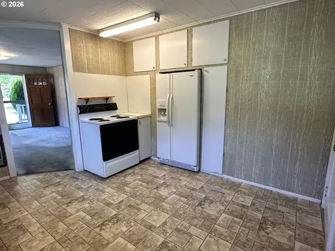 11792 Orchard Avenue Mapleton OR 97453