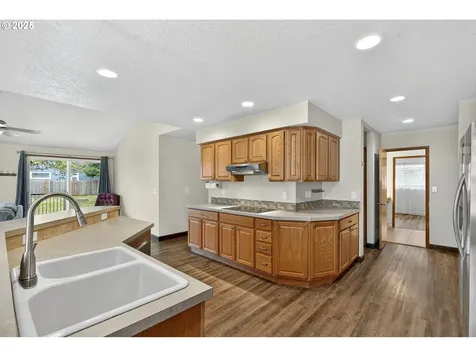 12649 SE Kelly Street Portland OR 97236