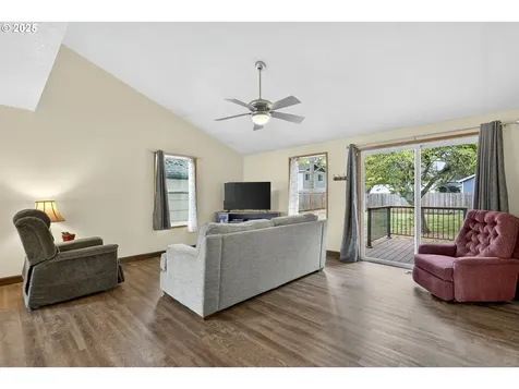 12649 SE Kelly Street Portland OR 97236