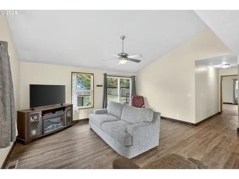12649 SE Kelly Street Portland OR 97236
