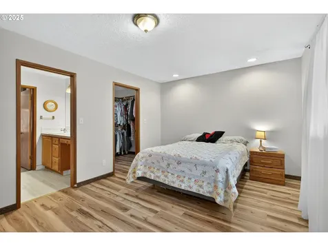12649 SE Kelly Street Portland OR 97236