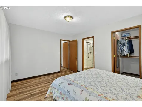 12649 SE Kelly Street Portland OR 97236