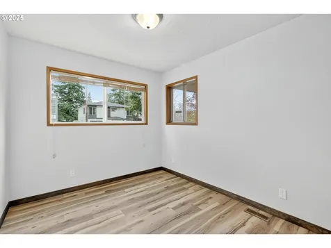 12649 SE Kelly Street Portland OR 97236