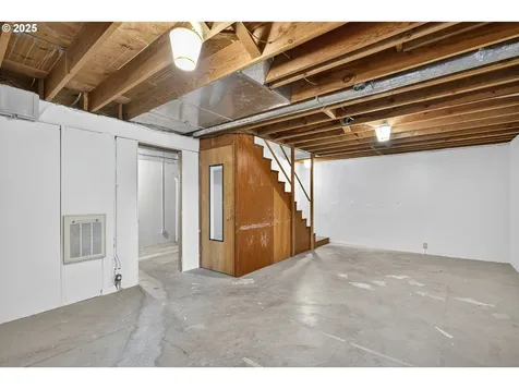 12649 SE Kelly Street Portland OR 97236