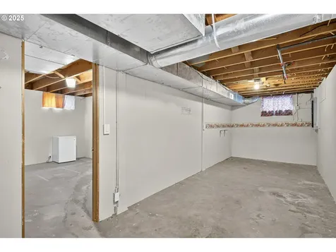 12649 SE Kelly Street Portland OR 97236