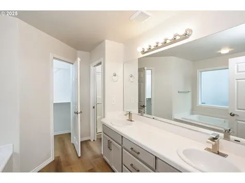 3576 SW 28th Terrace Gresham OR 97080