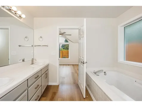 3576 SW 28th Terrace Gresham OR 97080