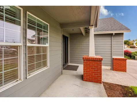 3576 SW 28th Terrace Gresham OR 97080