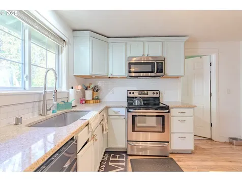 1016 NE 163rd Avenue Vancouver WA 98684