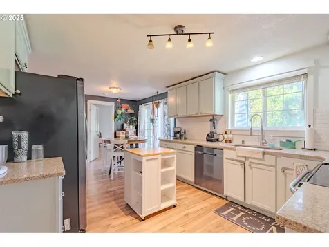 1016 NE 163rd Avenue Vancouver WA 98684