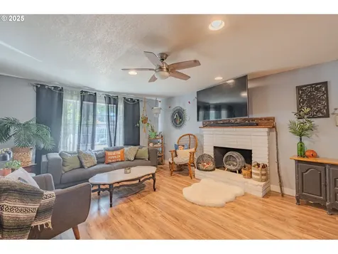 1016 NE 163rd Avenue Vancouver WA 98684