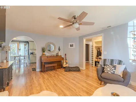 1016 NE 163rd Avenue Vancouver WA 98684