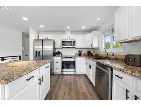 8610 SW Indian Hill Lane Beaverton OR 97008