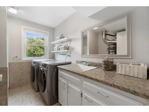 8610 SW Indian Hill Lane Beaverton OR 97008