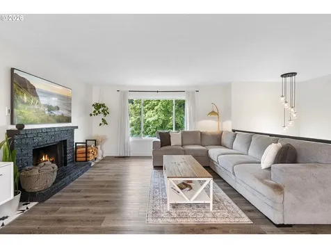 8610 SW Indian Hill Lane Beaverton OR 97008