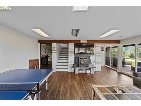 94532 Golf Course Lane North Bend OR 97459