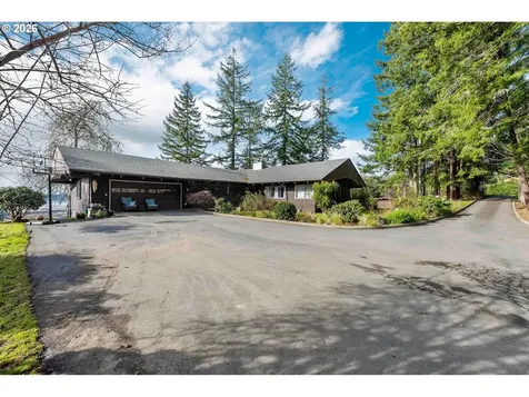 94532 Golf Course Lane North Bend OR 97459