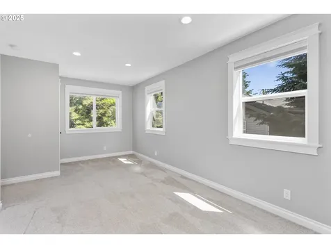 3817 NE 11th Avenue Portland OR 97212