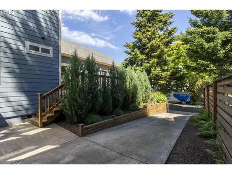 3817 NE 11th Avenue Portland OR 97212
