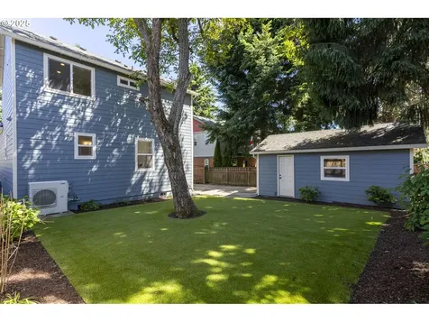 3817 NE 11th Avenue Portland OR 97212